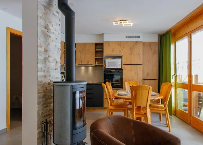 アパート Mont-fort-4 By Interhome